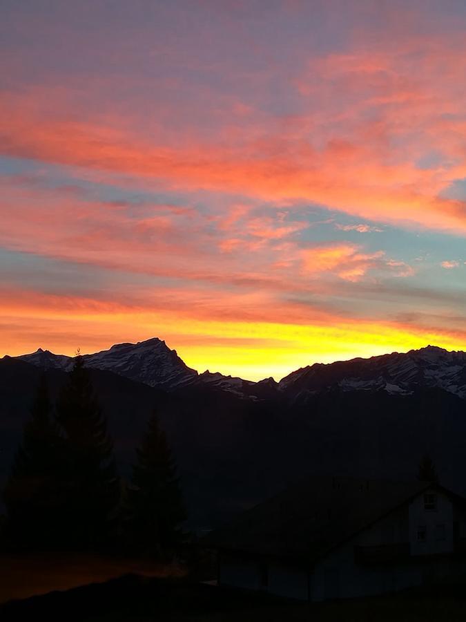Romantic Chalet-Style Flat With Mountain View Torgon Esterno foto